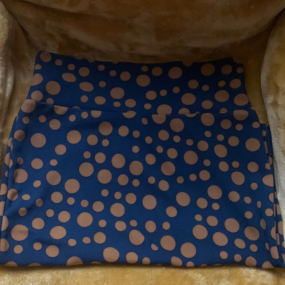 LuLaRoe Cassie Medium